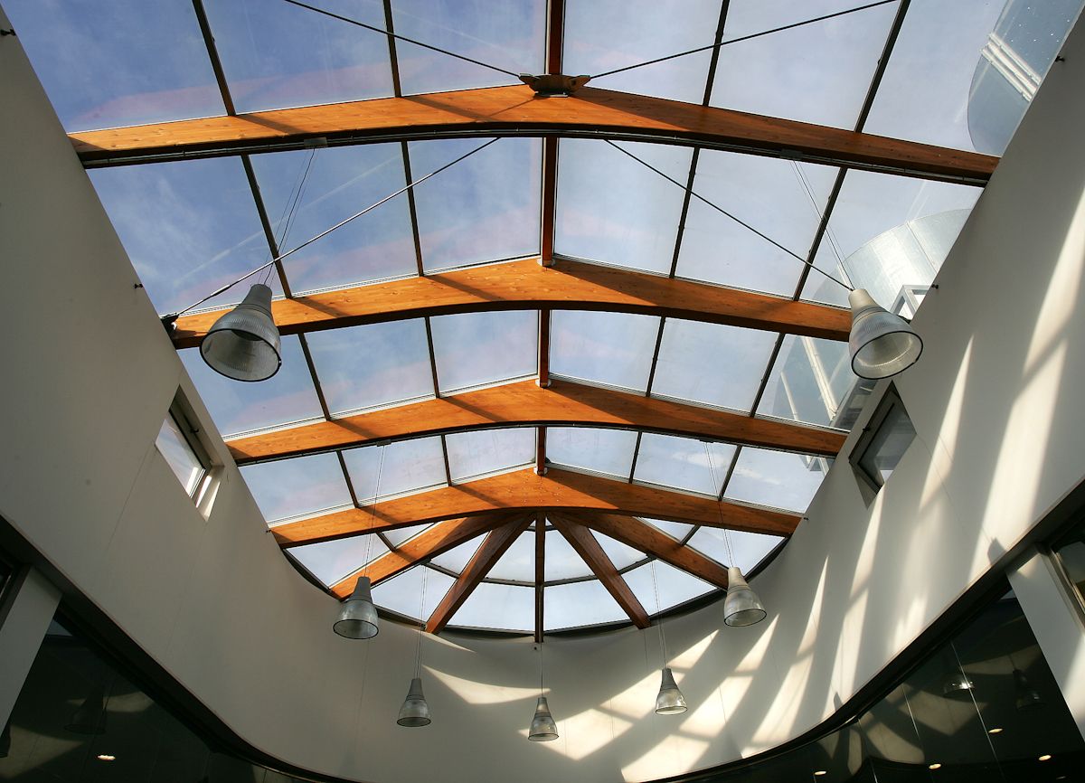 Centro comercial · Irun · 2004