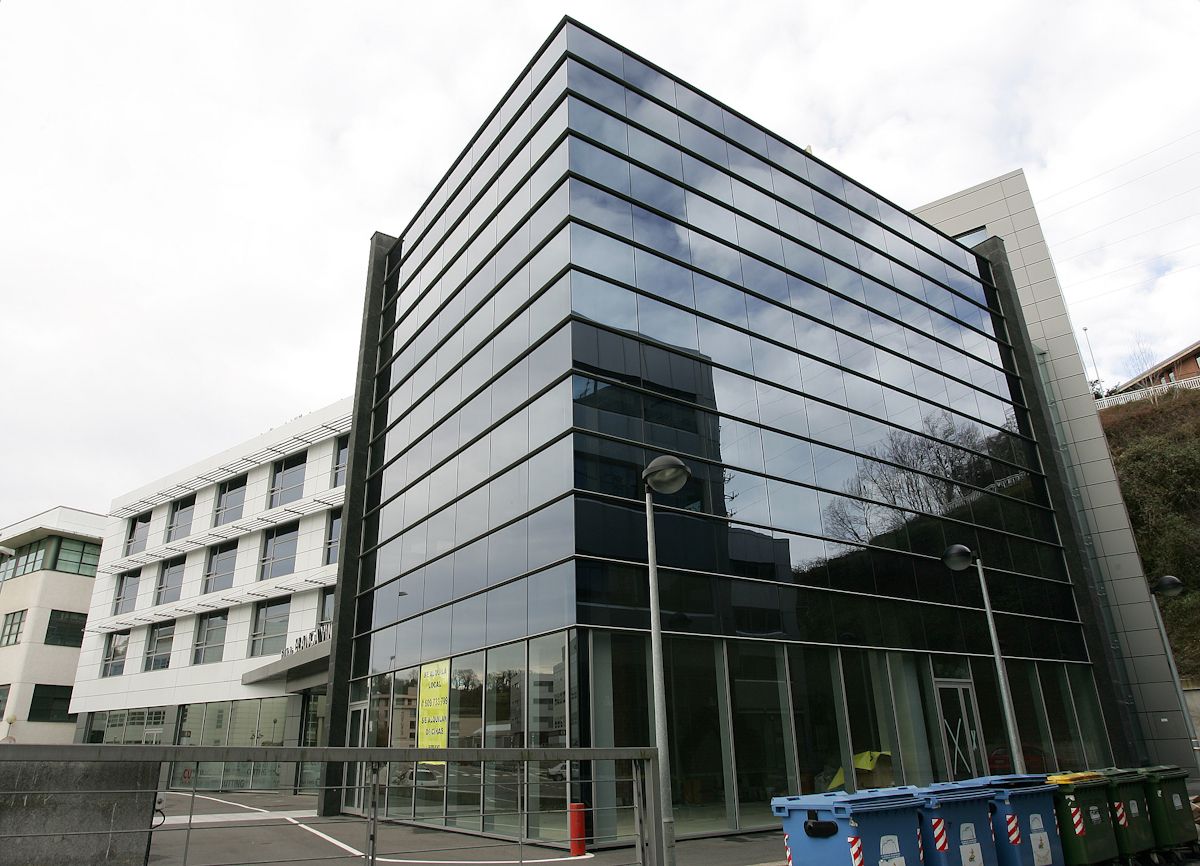 Edificio de oficinas · 2005